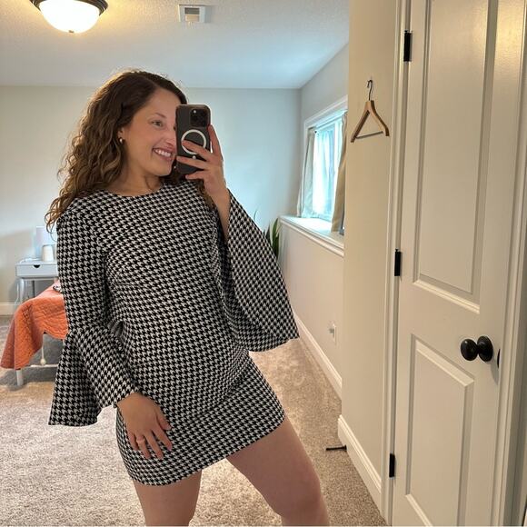 LIKELY Black White Houndstooth Long Sleeve Mini Dress 6 - Picture 2 of 14